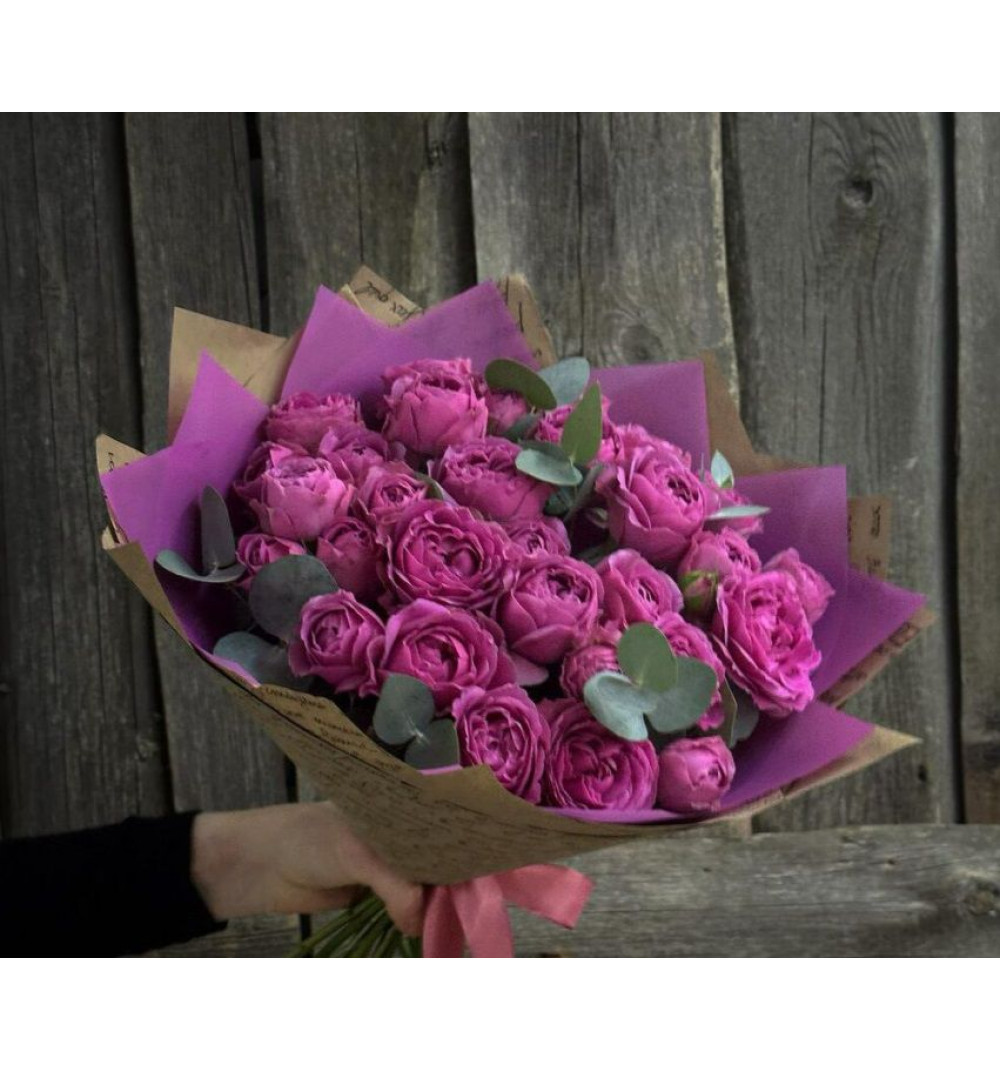 Монобукет из пионовидных кустовых роз Мисти Баблз